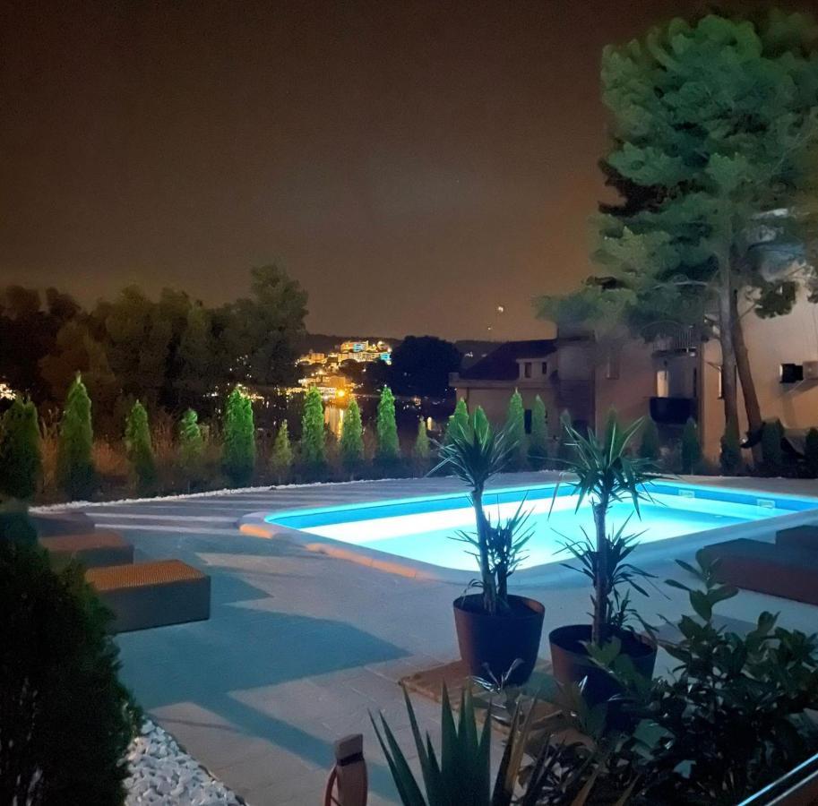A&A Apartments By The Sea Trogir Zewnętrze zdjęcie